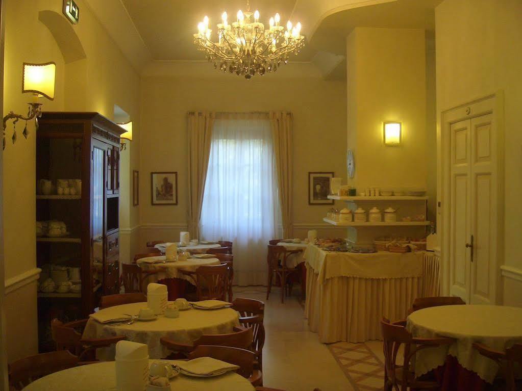 Hotel Claila Francavilla Al Mare Exterior foto